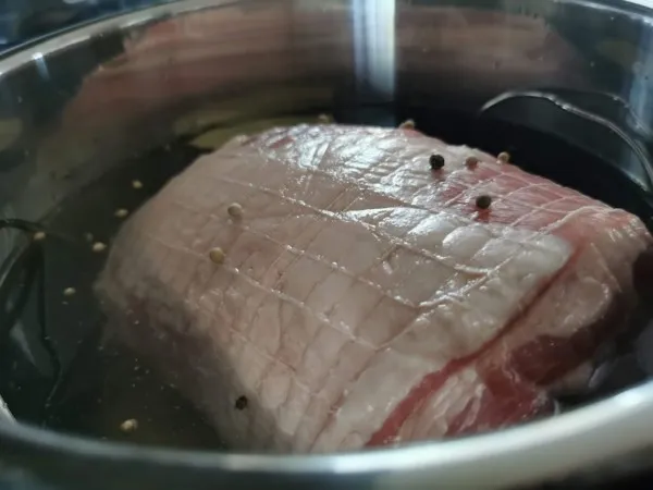 How to Cook Canadian Pork Cottage Roll in an Instant Pot - 29