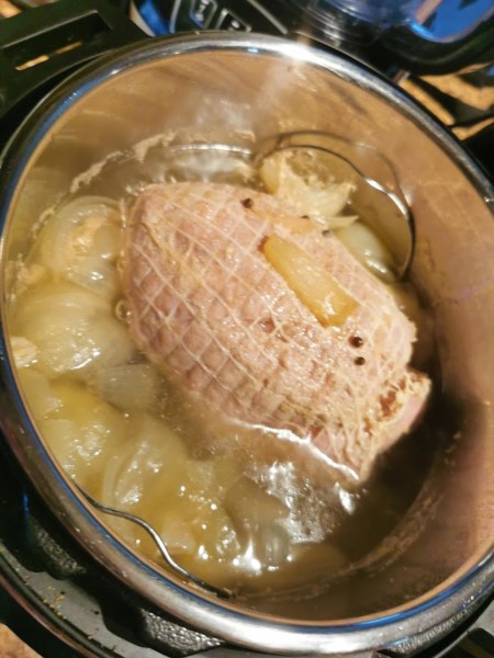 How to Cook Canadian Pork Cottage Roll in an Instant Pot - 126