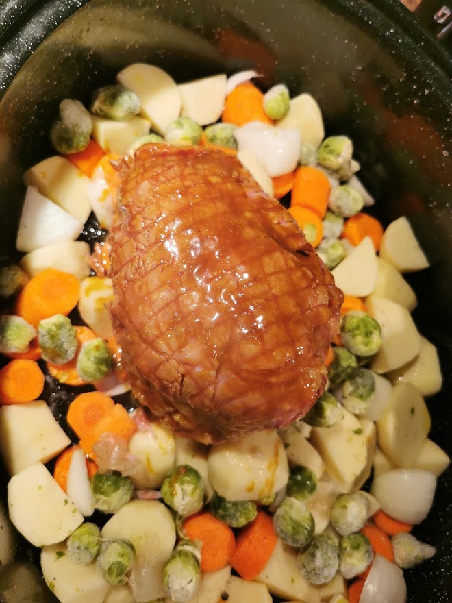 How to Cook Canadian Pork Cottage Roll in an Instant Pot - 1